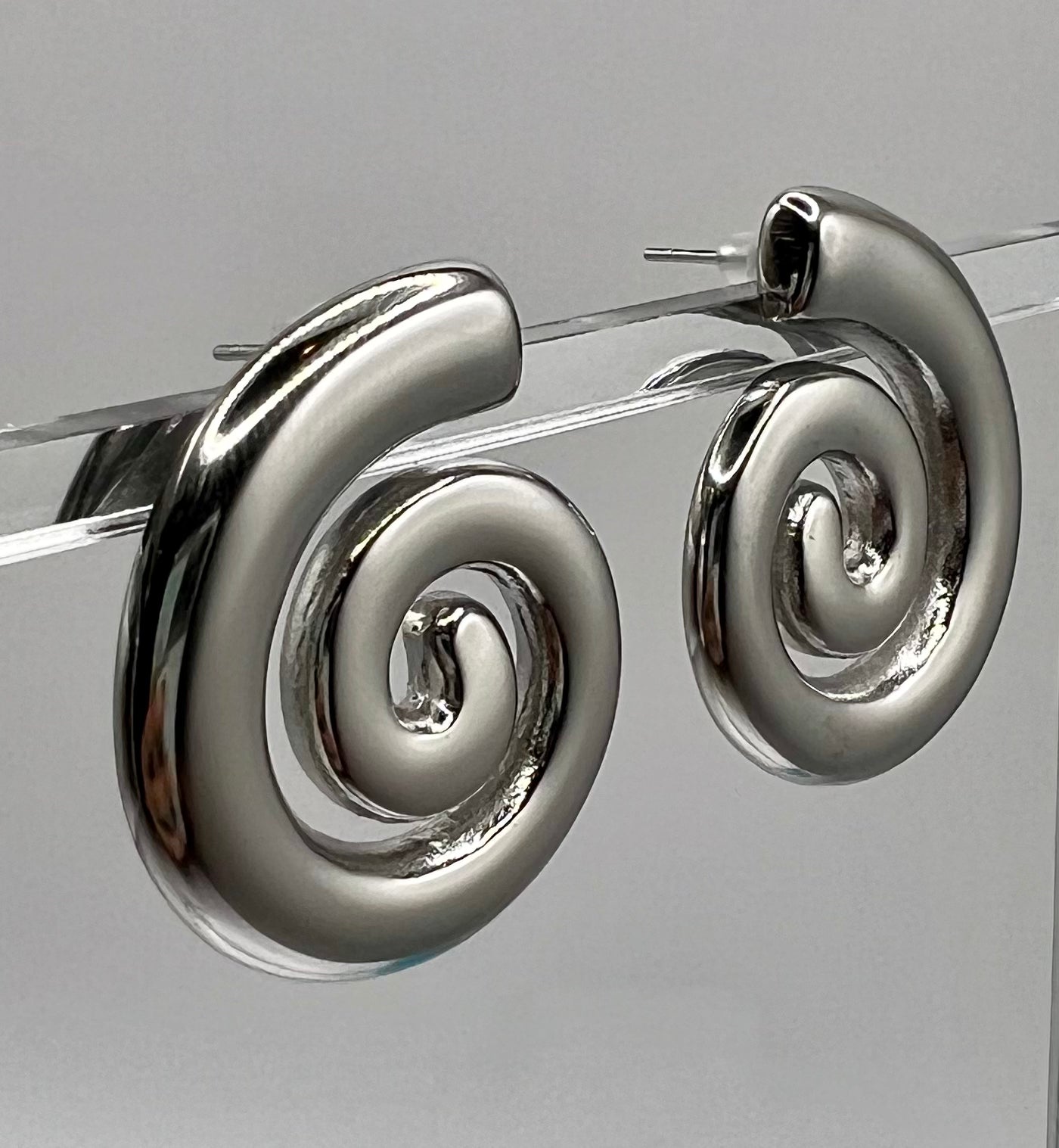 Spiral gold / silver earrings