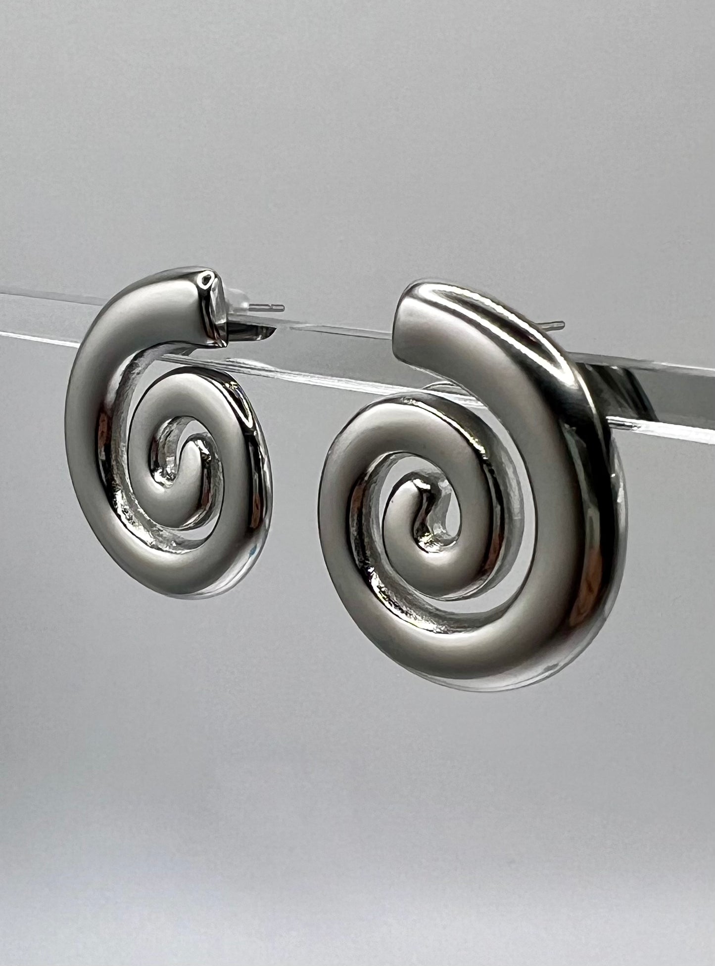 Spiral gold / silver earrings