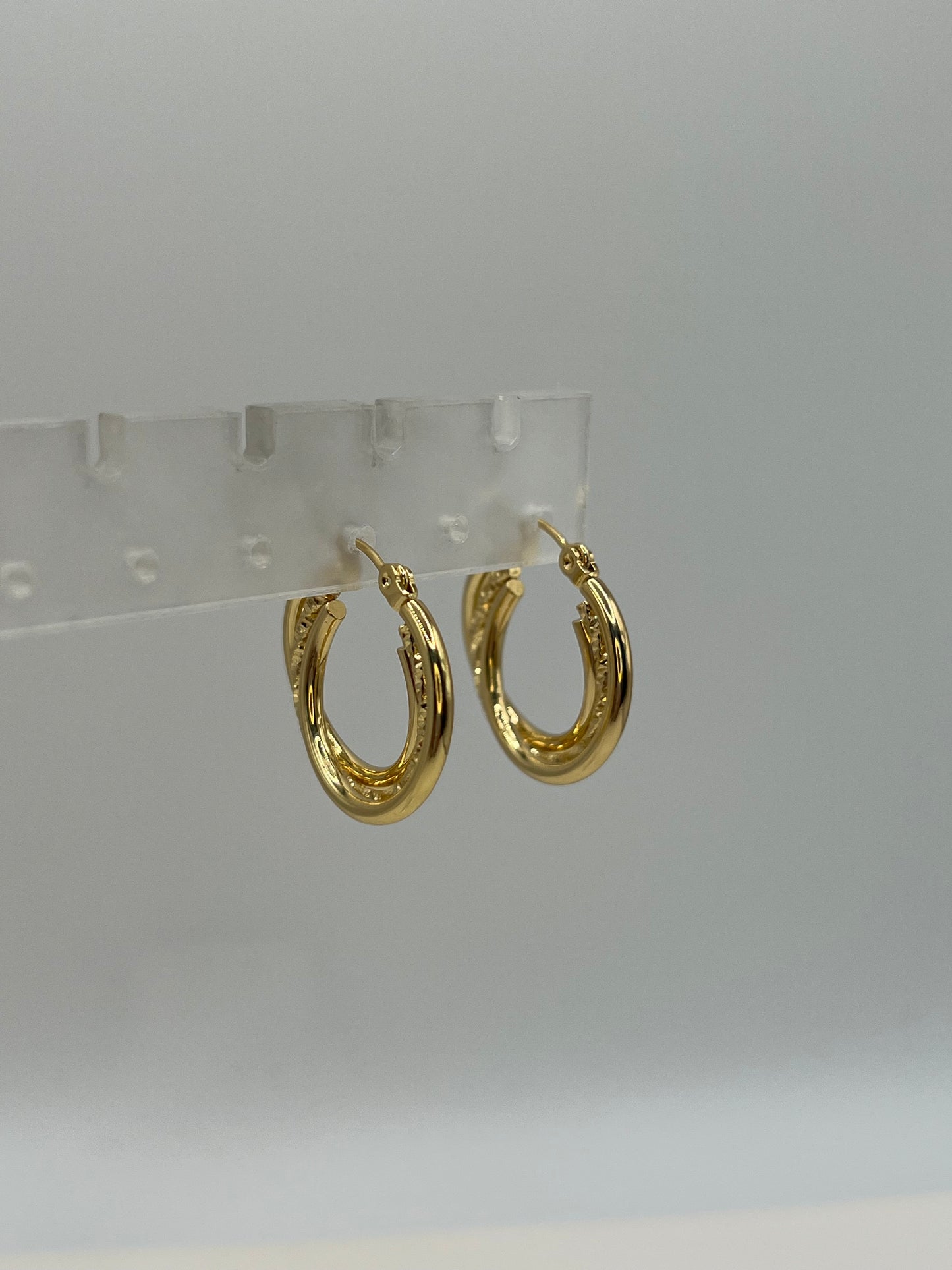 Triple hoop small earrings