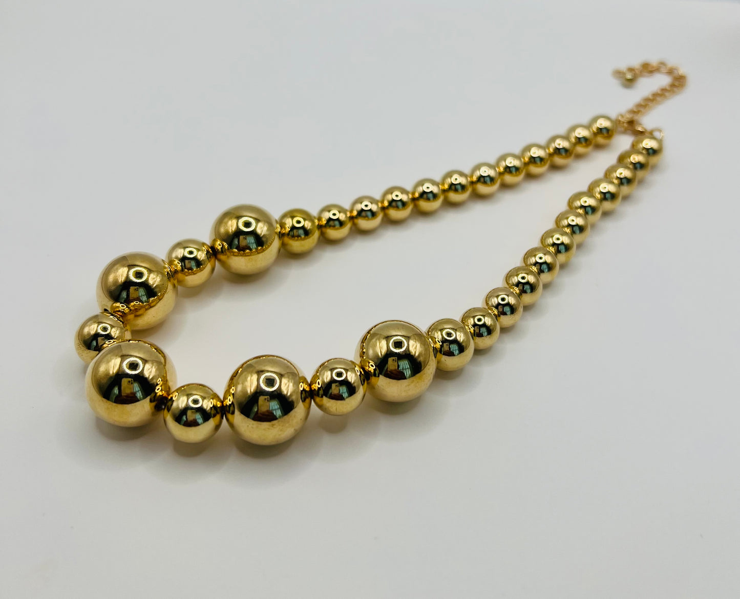 High quality metal coated acrylic pearl necklaces