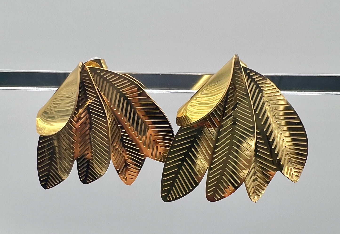 Multi leaves large earrings