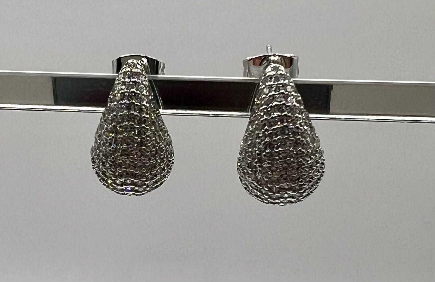 Water drop rhinestone earrings